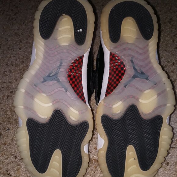 Jordan 11 "72-10" High, US Size 8.5, Black Tumbled Leather - Picture 6 of 6